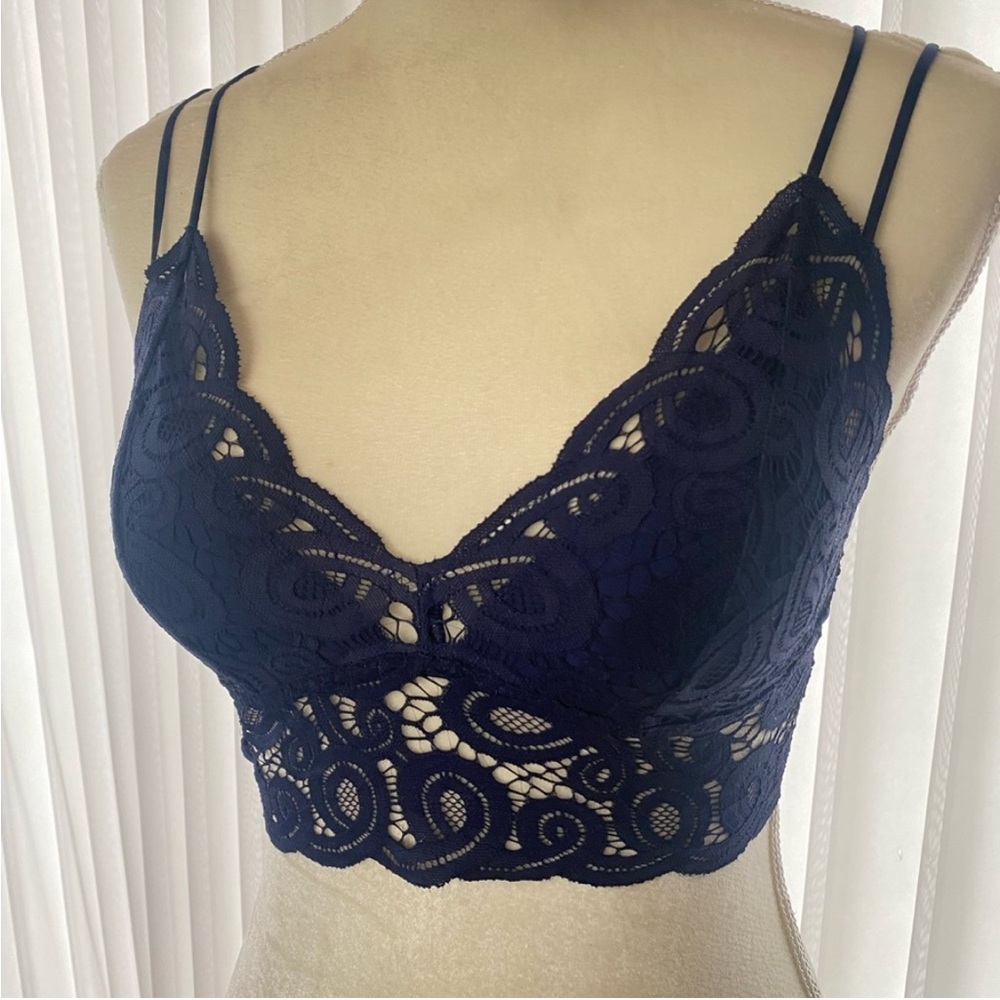 PINK Victoria’s Secret Lace Bralette